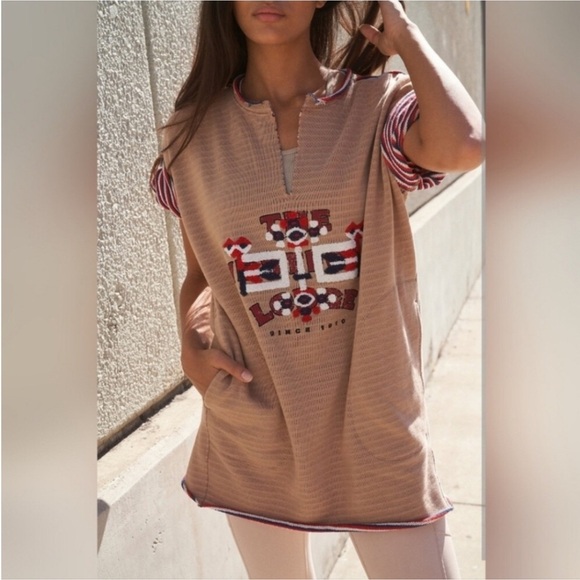 Free People Tan and Red Short Sleeve Tee - Picture 2 of 11